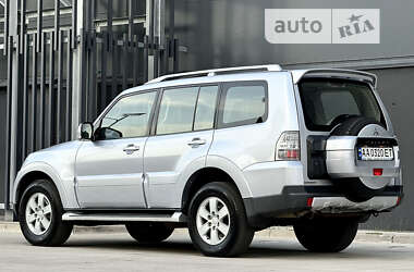 Позашляховик / Кросовер Mitsubishi Pajero Wagon 2007 в Києві