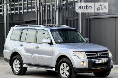 Позашляховик / Кросовер Mitsubishi Pajero Wagon 2007 в Києві