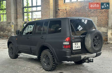 Внедорожник / Кроссовер Mitsubishi Pajero Wagon 2004 в 