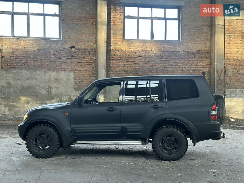 Внедорожник / Кроссовер Mitsubishi Pajero Wagon 2004 в Сарнах