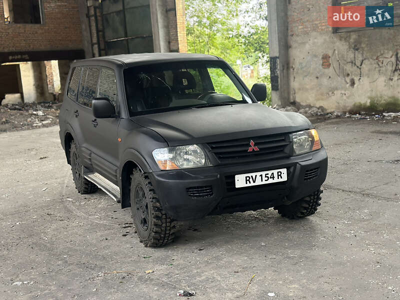 Внедорожник / Кроссовер Mitsubishi Pajero Wagon 2004 в Сарнах