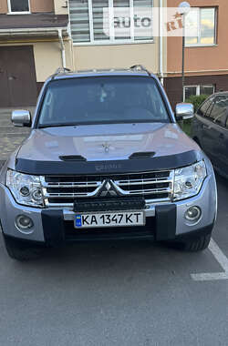 Внедорожник / Кроссовер Mitsubishi Pajero Wagon 2008 в Киеве