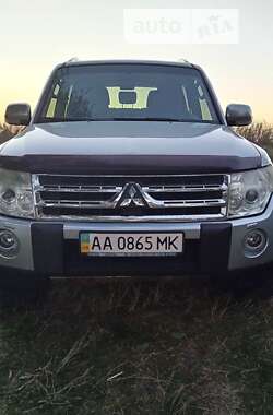 Позашляховик / Кросовер Mitsubishi Pajero Wagon 2008 в Києві