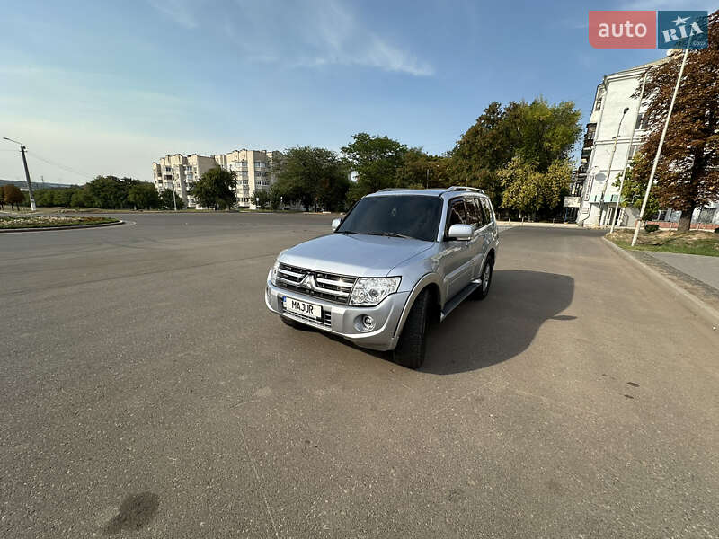 Mitsubishi Pajero Wagon 2007