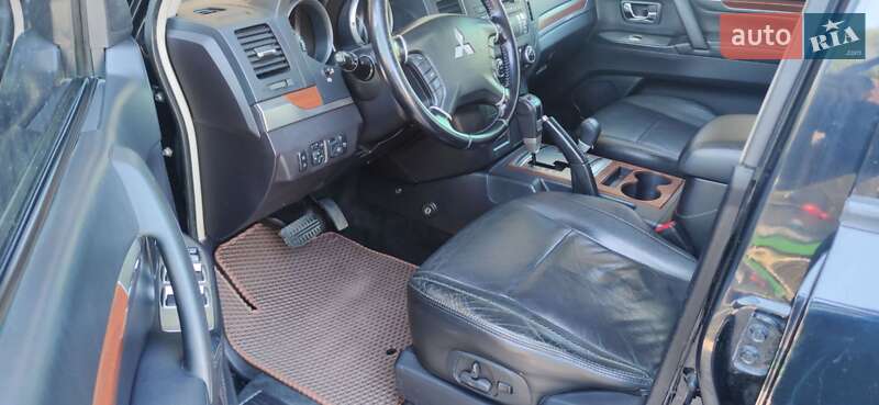 Внедорожник / Кроссовер Mitsubishi Pajero Wagon 2008 в Черновцах