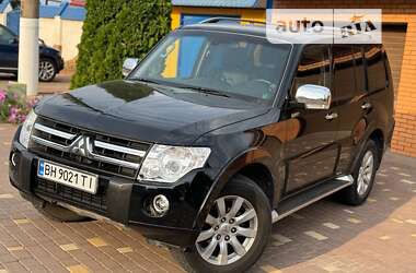 Позашляховик / Кросовер Mitsubishi Pajero Wagon 2011 в Одесі