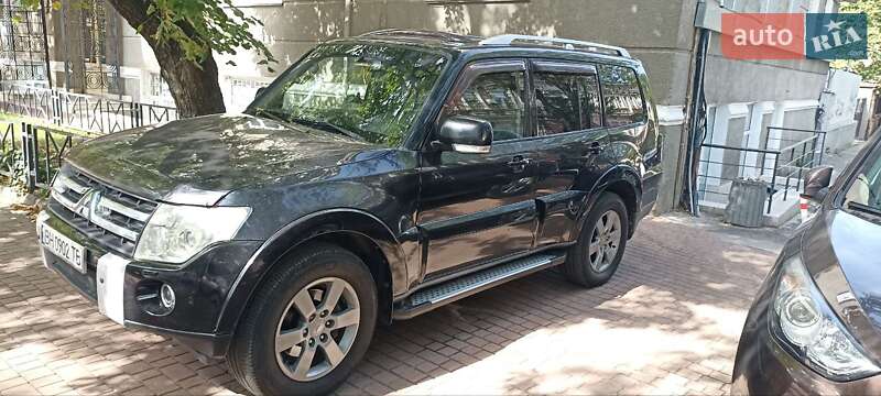 Позашляховик / Кросовер Mitsubishi Pajero Wagon 2006 в Одесі