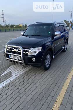 Позашляховик / Кросовер Mitsubishi Pajero Wagon 2009 в Нововолинську