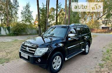 Внедорожник / Кроссовер Mitsubishi Pajero Wagon 2008 в Киеве