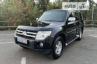 Позашляховик / Кросовер Mitsubishi Pajero Wagon 2008 в Києві