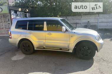 Позашляховик / Кросовер Mitsubishi Pajero Wagon 2006 в Києві