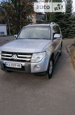 Внедорожник / Кроссовер Mitsubishi Pajero Wagon 2008 в Киеве