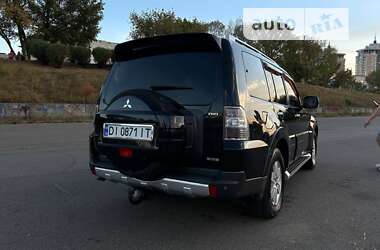 Внедорожник / Кроссовер Mitsubishi Pajero Wagon 2007 в Киеве