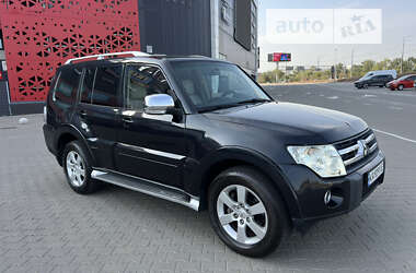 Внедорожник / Кроссовер Mitsubishi Pajero Wagon 2007 в Киеве