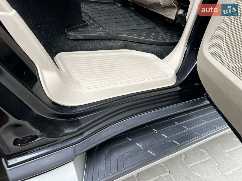 Внедорожник / Кроссовер Mitsubishi Pajero Wagon 2015 в Хмельницком
