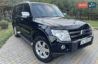 Позашляховик / Кросовер Mitsubishi Pajero Wagon 2008 в Луцьку