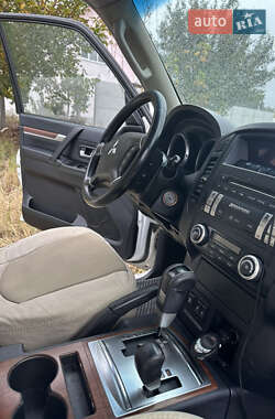 Позашляховик / Кросовер Mitsubishi Pajero Wagon 2007 в Фастові