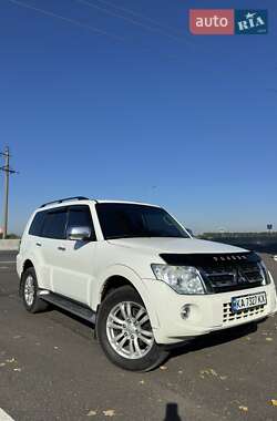 Позашляховик / Кросовер Mitsubishi Pajero Wagon 2012 в Козелеці