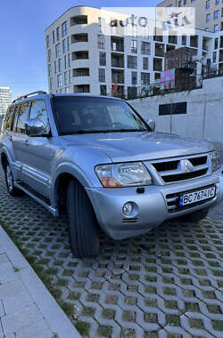 Позашляховик / Кросовер Mitsubishi Pajero Wagon 2004 в Львові