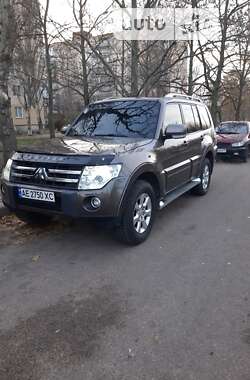 Позашляховик / Кросовер Mitsubishi Pajero Wagon 2010 в Миколаєві