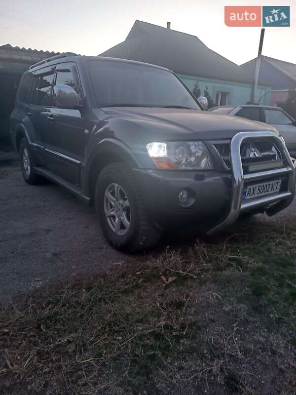 Внедорожник / Кроссовер Mitsubishi Pajero Wagon 2005 в Лозовой