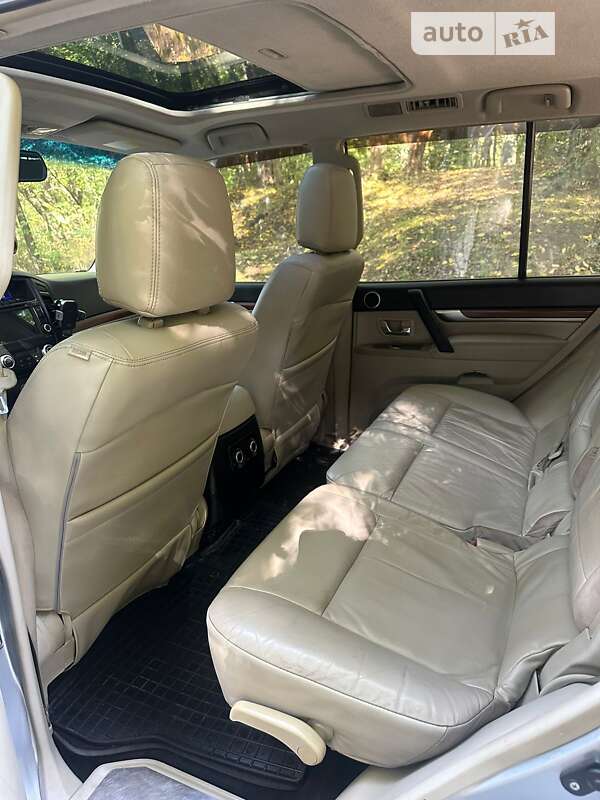 Внедорожник / Кроссовер Mitsubishi Pajero Wagon 2008 в Черновцах