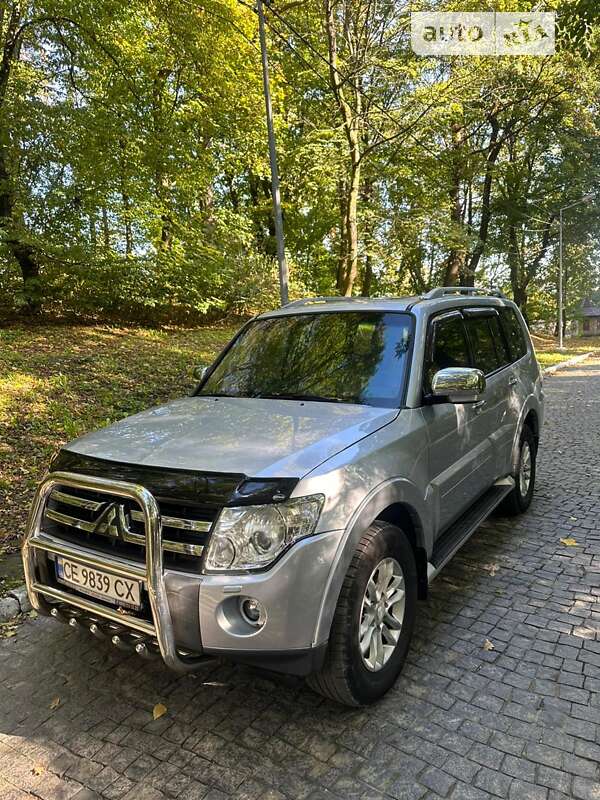 Внедорожник / Кроссовер Mitsubishi Pajero Wagon 2008 в Черновцах