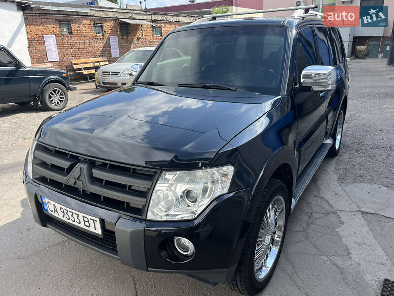 Позашляховик / Кросовер Mitsubishi Pajero Wagon 2008 в Черкасах