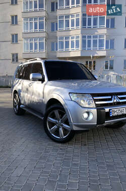 Позашляховик / Кросовер Mitsubishi Pajero Wagon 2007 в Одесі