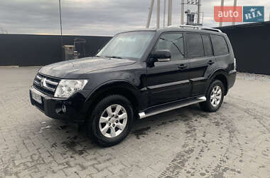 Позашляховик / Кросовер Mitsubishi Pajero Wagon 2011 в Львові