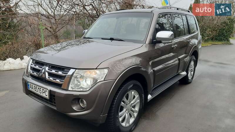 Позашляховик / Кросовер Mitsubishi Pajero Wagon 2013 в Вінниці