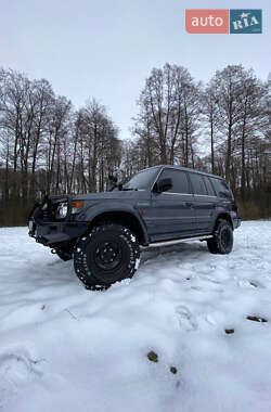 Позашляховик / Кросовер Mitsubishi Pajero Wagon 2001 в 