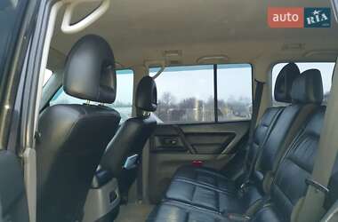 Внедорожник / Кроссовер Mitsubishi Pajero Wagon 2001 в 