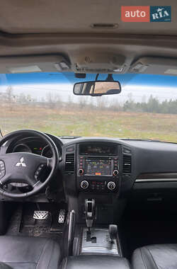 Позашляховик / Кросовер Mitsubishi Pajero Wagon 2014 в Павлограді