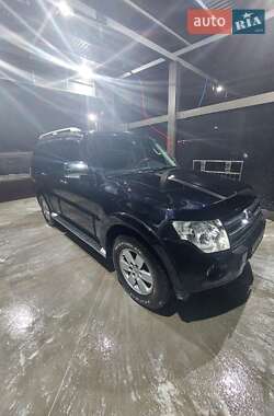 Внедорожник / Кроссовер Mitsubishi Pajero Wagon 2008 в Житомире