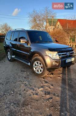 Позашляховик / Кросовер Mitsubishi Pajero Wagon 2010 в Миколаєві