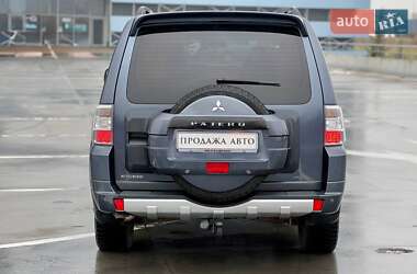 Позашляховик / Кросовер Mitsubishi Pajero Wagon 2010 в Києві