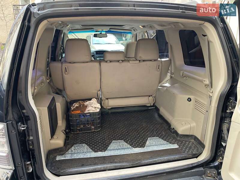 Позашляховик / Кросовер Mitsubishi Pajero Wagon 2008 в Києві фото 20 Позашляховик / Кросовер Mitsubishi Pajero Wagon 2008 в Києві