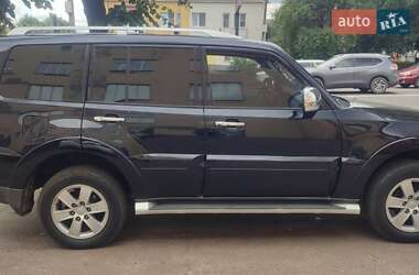 Позашляховик / Кросовер Mitsubishi Pajero Wagon 2008 в Житомирі