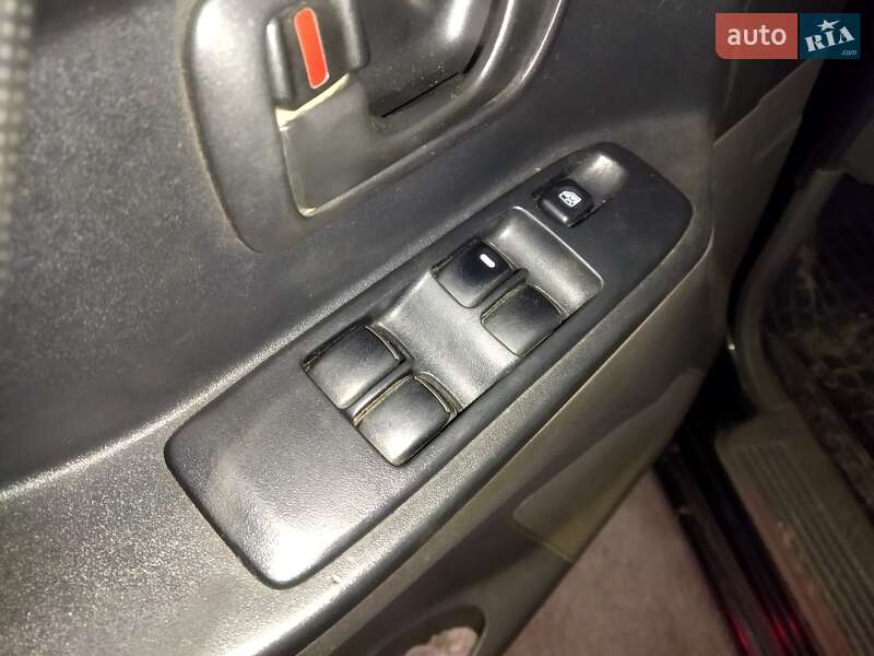 Внедорожник / Кроссовер Mitsubishi Pajero Wagon 2001 в Ладыжине фото 13 Внедорожник / Кроссовер Mitsubishi Pajero Wagon 2001 в Ладыжине