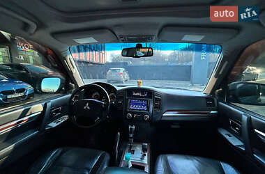 Внедорожник / Кроссовер Mitsubishi Pajero Wagon 2008 в 