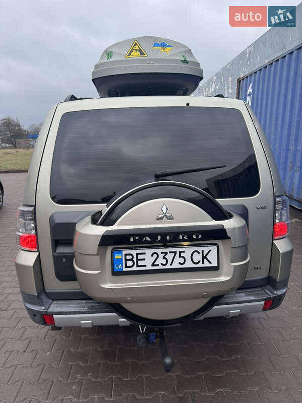 Внедорожник / Кроссовер Mitsubishi Pajero Wagon 2007 в Киеве