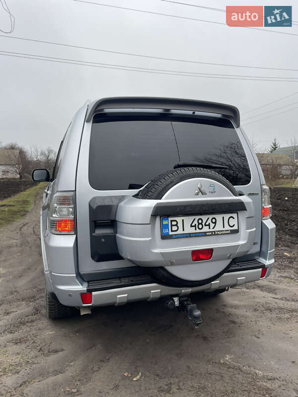 Внедорожник / Кроссовер Mitsubishi Pajero Wagon 2007 в Глобине