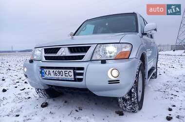 Позашляховик / Кросовер Mitsubishi Pajero Wagon 2006 в Києві