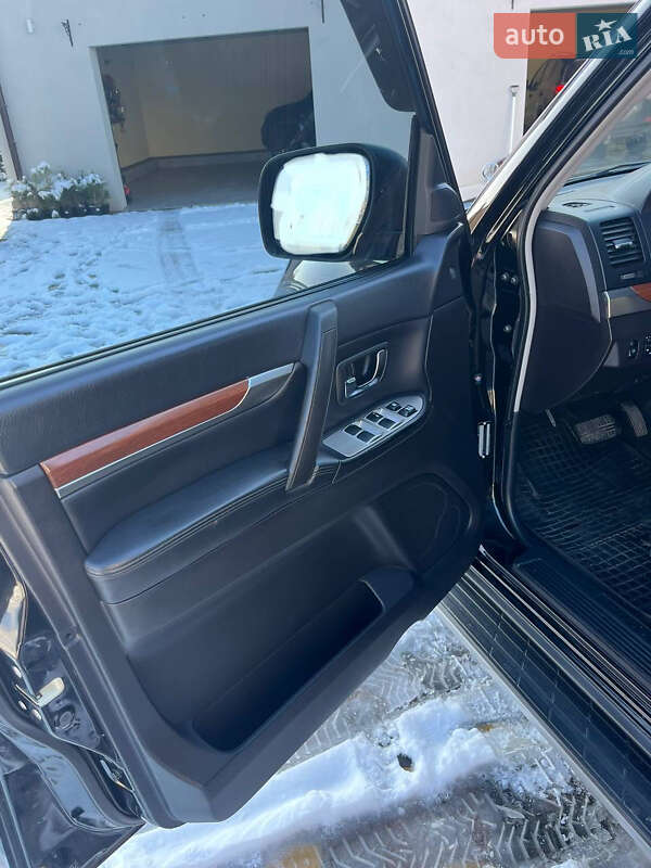 Позашляховик / Кросовер Mitsubishi Pajero Wagon 2008 в Магдалинівці