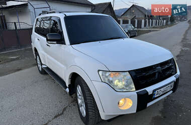 Внедорожник / Кроссовер Mitsubishi Pajero Wagon 2010 в Тересве