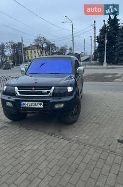 Внедорожник / Кроссовер Mitsubishi Pajero Wagon 2001 в Краматорске