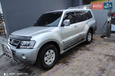 Позашляховик / Кросовер Mitsubishi Pajero Wagon 2003 в 