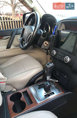 Позашляховик / Кросовер Mitsubishi Pajero Wagon 2007 в 