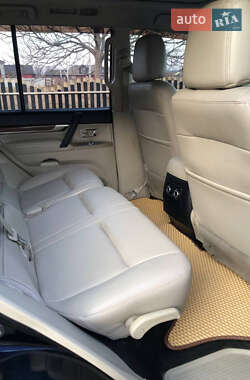 Позашляховик / Кросовер Mitsubishi Pajero Wagon 2007 в 